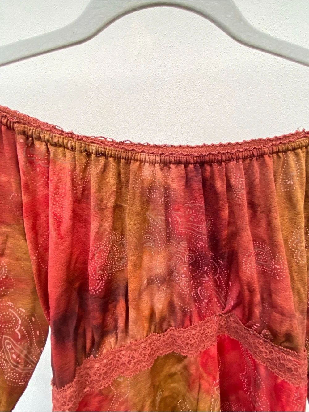 Y2K Red Paisley Babydoll Off Shoulder Tie Back Blouse Size Medium - Picture 3 of 8